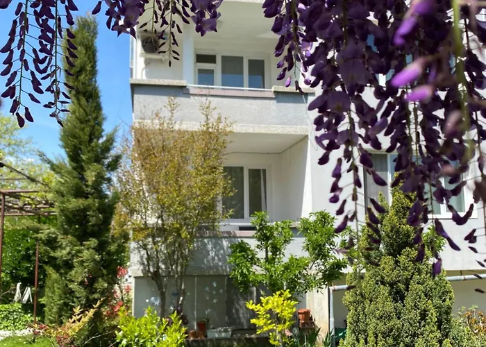 Family Hotel \